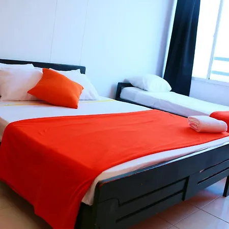 2 Alcoves Beachfront 2-19c Air-wifi Apartamento