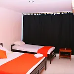 2 Alcoves Beachfront 2-19C Air-Wifi